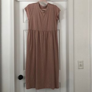Women’s Universal Thread dress